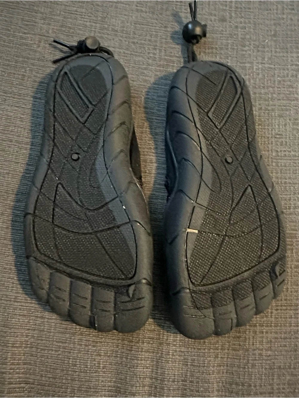 Easy USA hard sole water shoes. Kids size 13. Black and red.